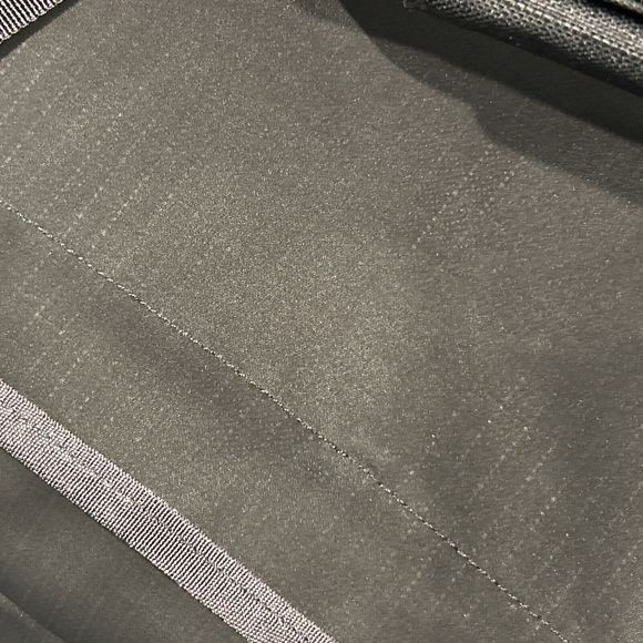 Patagonia Limited Edition 70L Black Hole Duffle NWT Utility Gorpcore Gore Tex - Picture 11 of 12